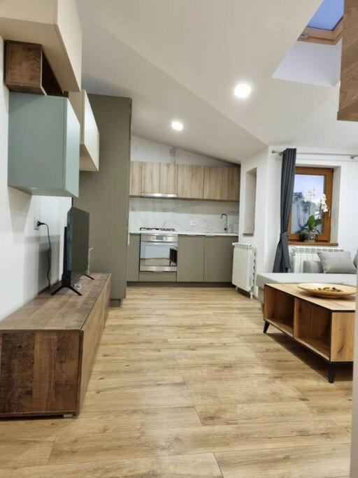 Cozy Apartment Near City Center 布加勒斯特 外观 照片