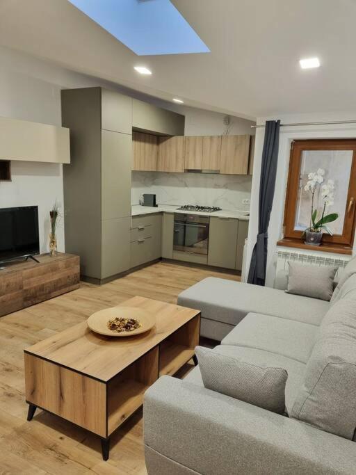 Cozy Apartment Near City Center 布加勒斯特 外观 照片